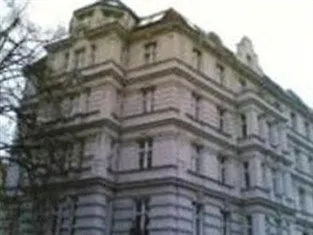 Apollo Szálloda *